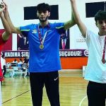 Seferihisar Belediye sporcuları taekwondo arenasında parlıyor