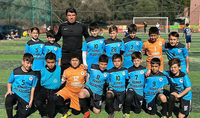 Kemer Belediyesi Futbol Okulu’ndan hazırlık maçında bir düzine gol